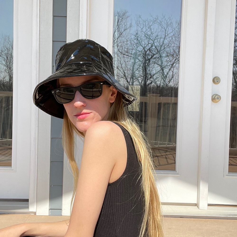 Black Bucket Hat